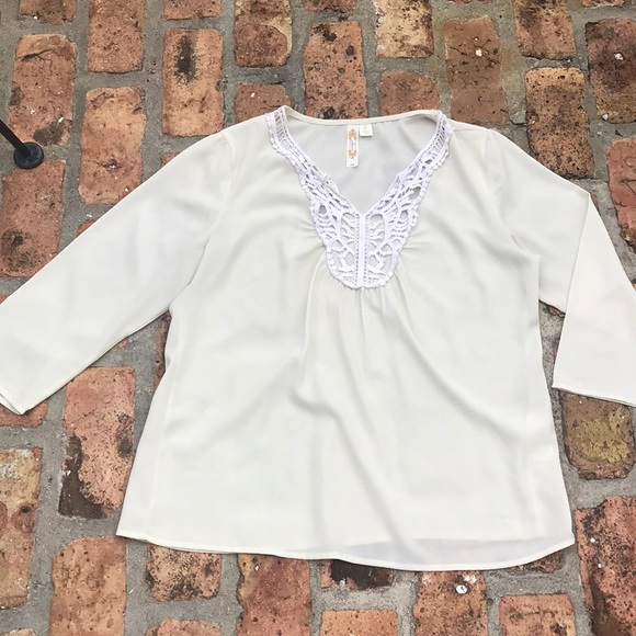 Adiva Tops - Ivory blouse long sleeves